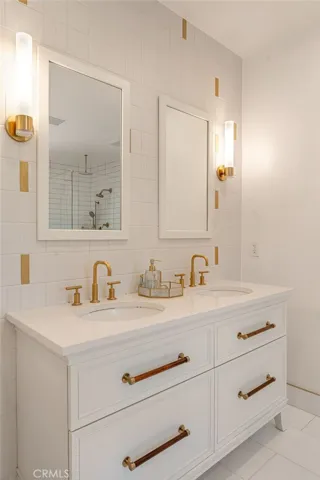 15 Tether Moon Lane, Ladera Ranch, California 92694