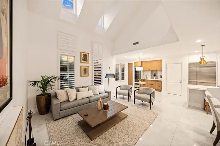 15 Tether Moon Lane, Ladera Ranch, California 92694