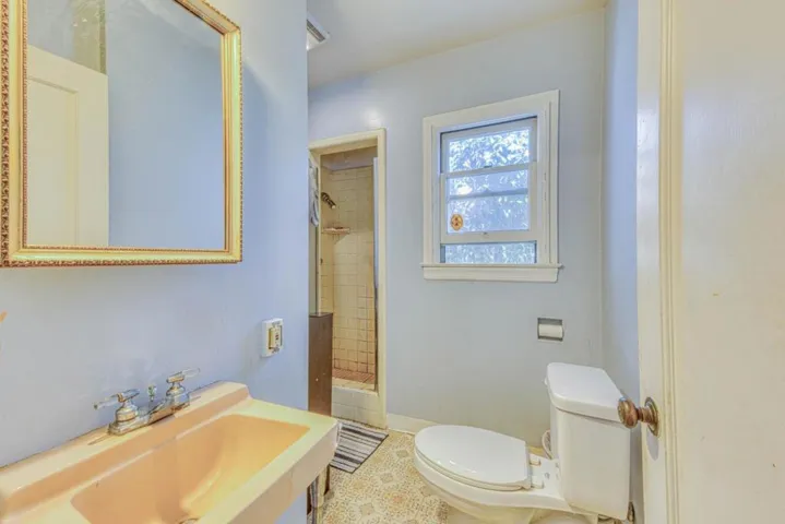 219 Pine Street, Salinas, California 93901