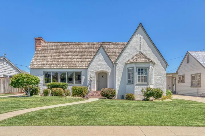 219 Pine Street, Salinas, California 93901