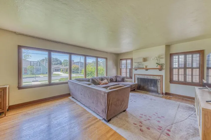 219 Pine Street, Salinas, California 93901