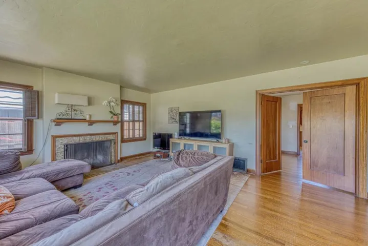 219 Pine Street, Salinas, California 93901