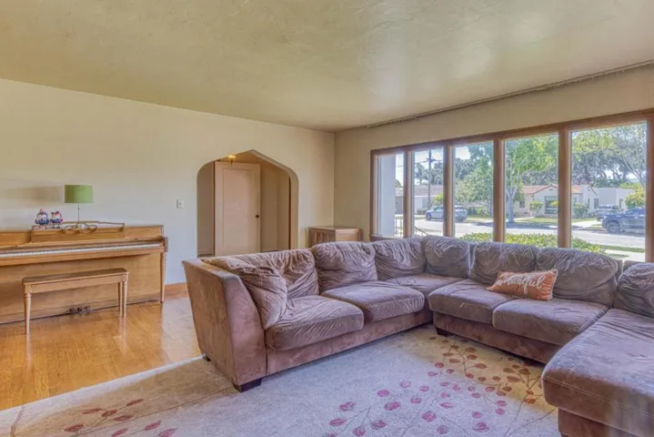 219 Pine Street, Salinas, California 93901