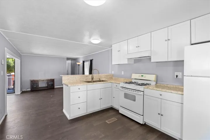 22800 Byron, Crestline, California 92325