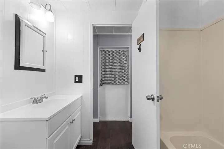 22800 Byron, Crestline, California 92325