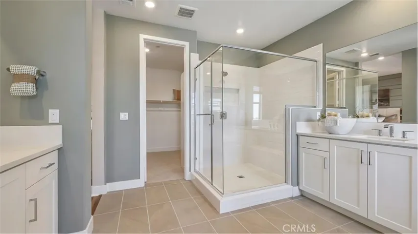 Photos shown are of model only- not actual homesite.