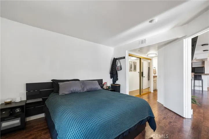 35 Linden 410, Long Beach, California 90802