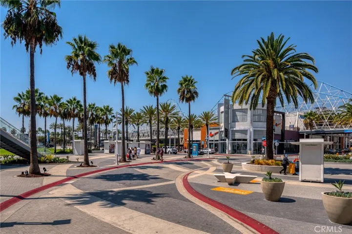 35 Linden 410, Long Beach, California 90802