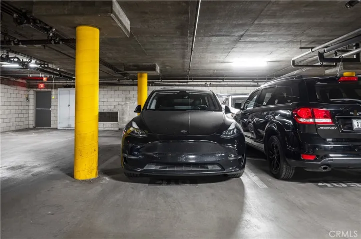 Tandem 2 car parking in secured garage