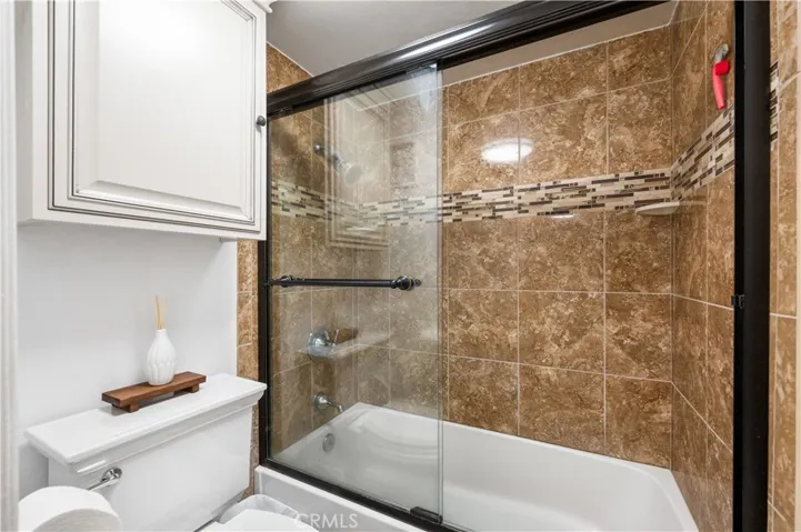 35 Linden 410, Long Beach, California 90802