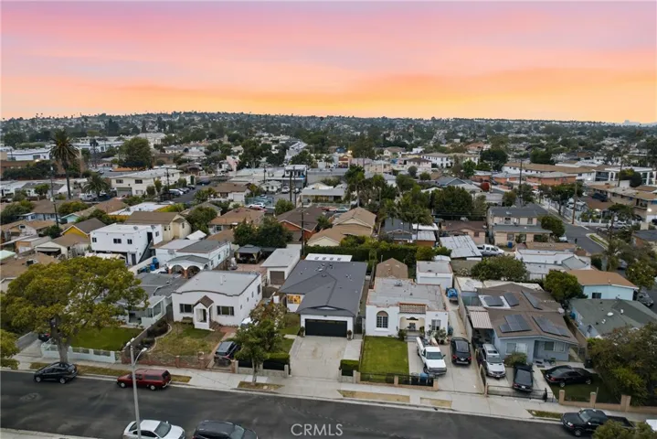 Neighborhood View