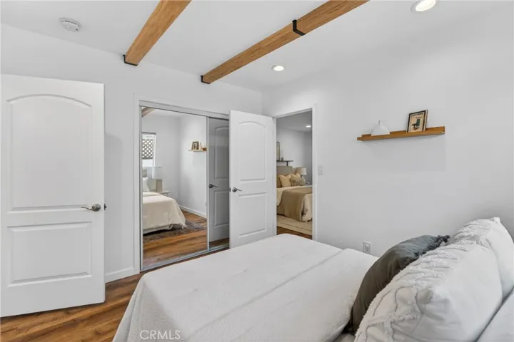 Middle Bedroom