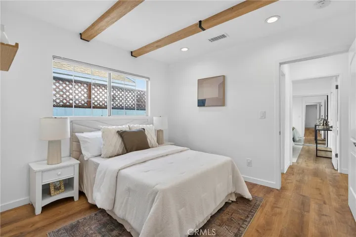 Middle Bedroom
