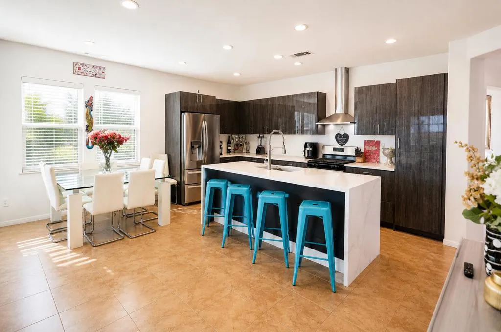 Kitchen 2
