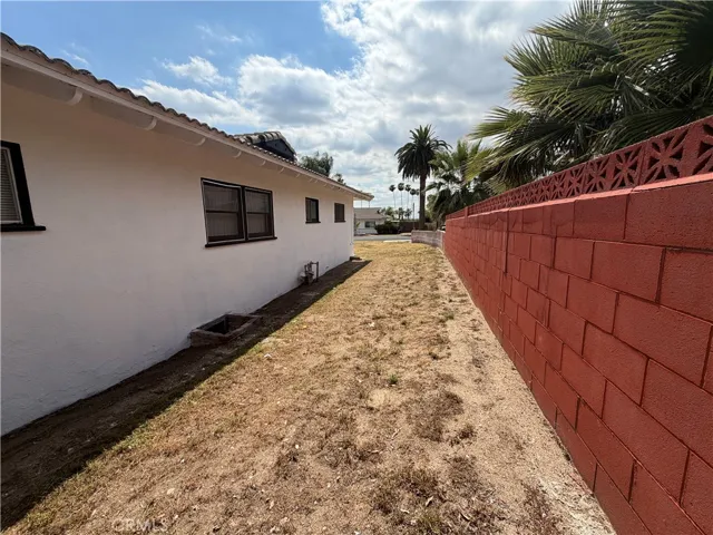 5611 Golondrina Drive, San Bernardino, California 92404