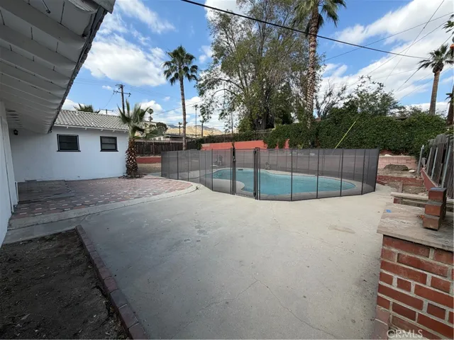 5611 Golondrina Drive, San Bernardino, California 92404