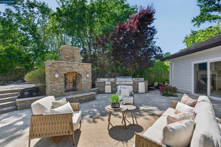 1283 Rudgear Rd, Walnut Creek, California 94596