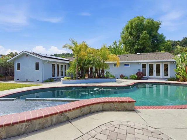 135 Belcrest Drive, Los Gatos, California 95032
