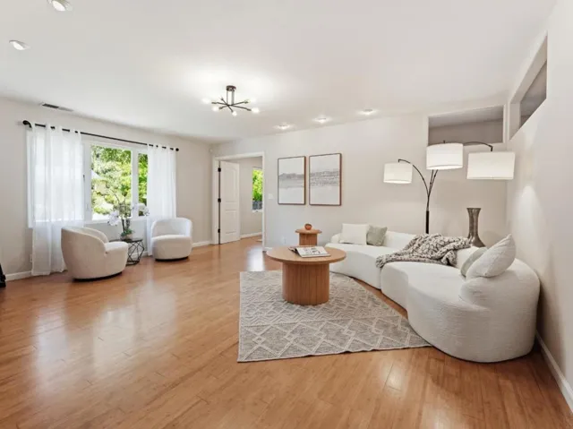 135 Belcrest Drive, Los Gatos, California 95032