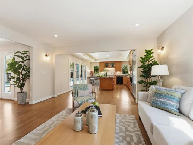 135 Belcrest Drive, Los Gatos, California 95032