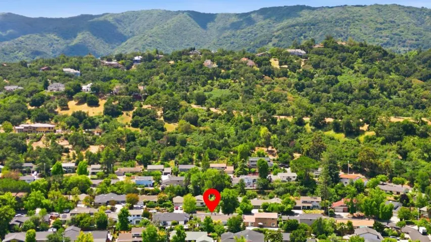 135 Belcrest Drive, Los Gatos, California 95032