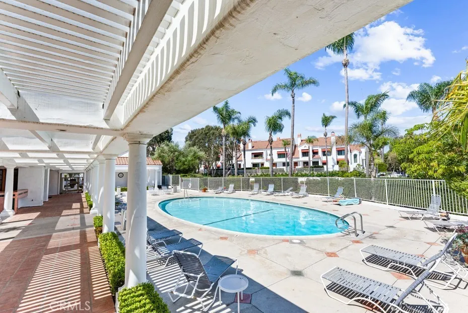 Association pool