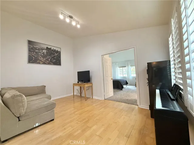 Bonus room adjacent to the bedroom #1