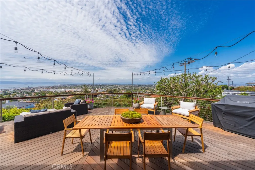 great place to relax or entertain