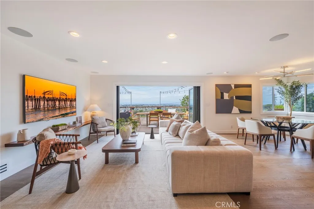 Family room with Panoramic Doors to back patio