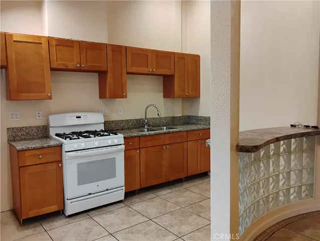 271 Park Avenue, Banning, California 92220