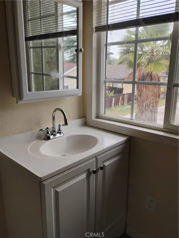 271 Park Avenue, Banning, California 92220