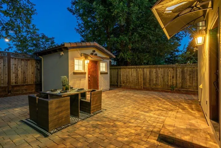 455 Margarita Avenue, Palo Alto, California 94306