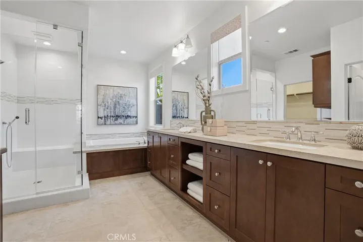 72 Cerrero Court, Rancho Mission Viejo, California 92694