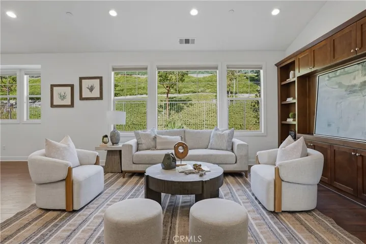 72 Cerrero Court, Rancho Mission Viejo, California 92694