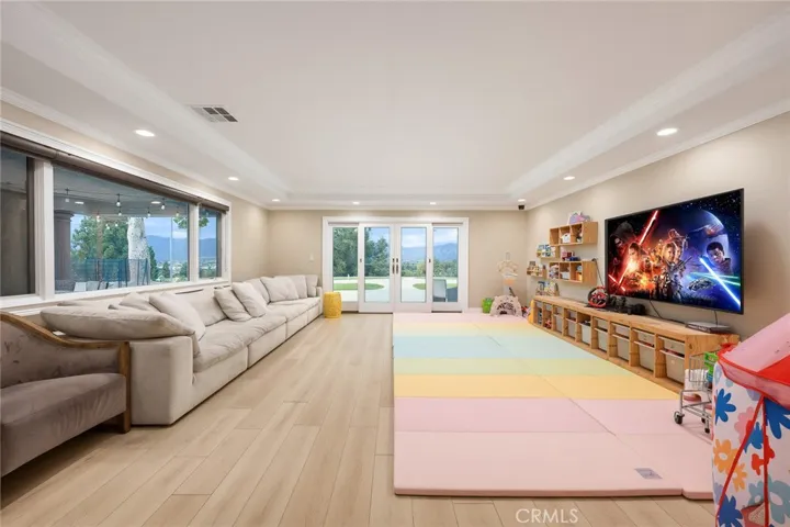 3029 E Los Cerillos, West Covina, California 91791