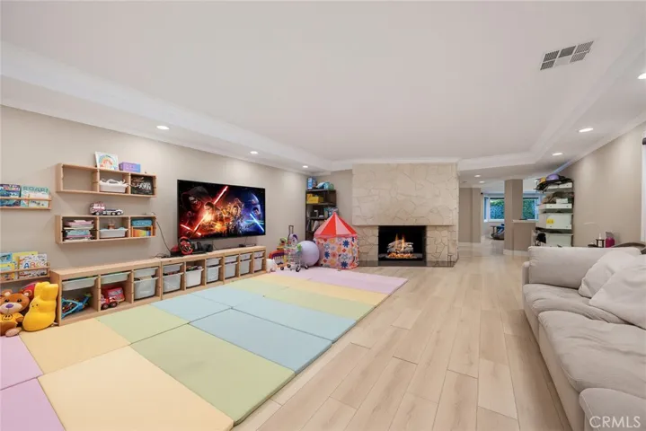 3029 E Los Cerillos, West Covina, California 91791
