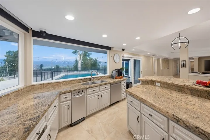 3029 E Los Cerillos, West Covina, California 91791
