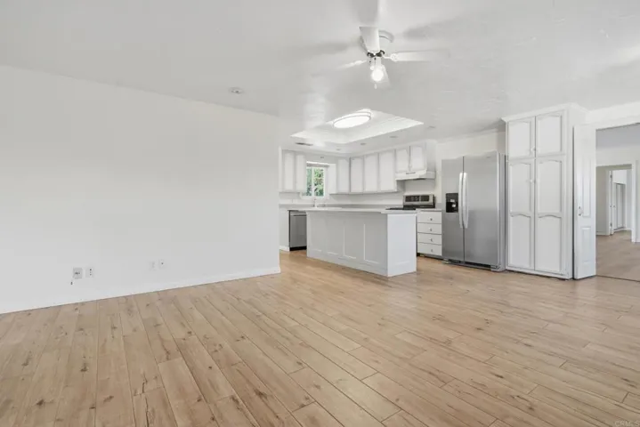 Dining/Kitchen