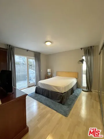 Bedroom with terrace
