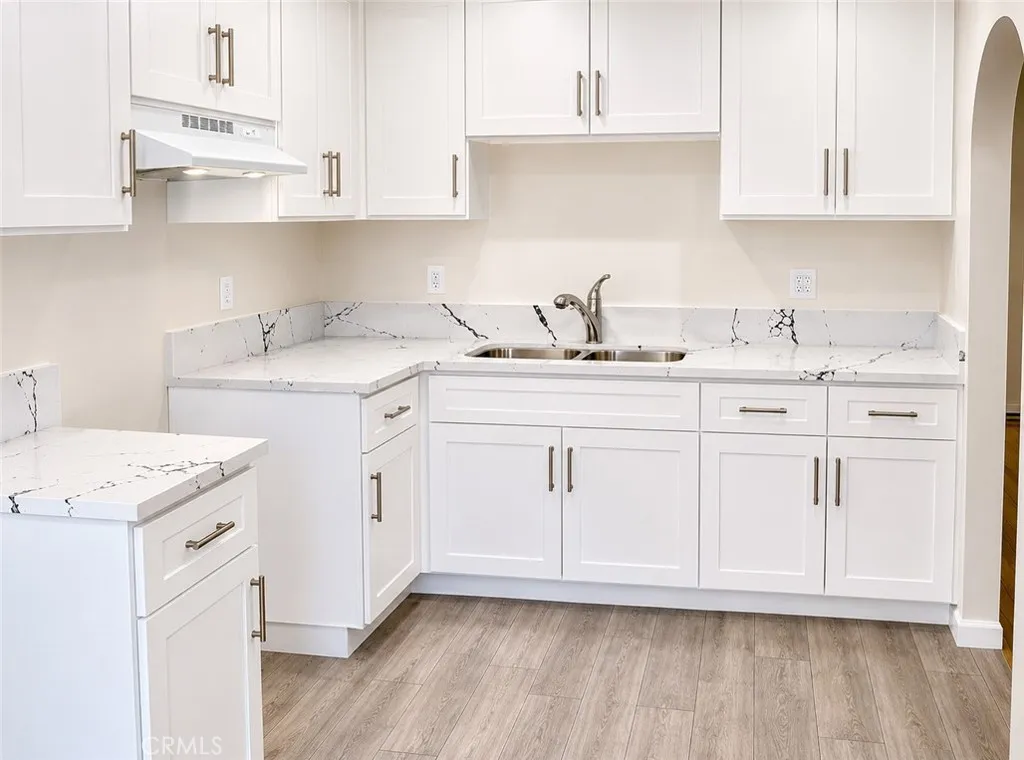 2 bed + 1 bath Unit