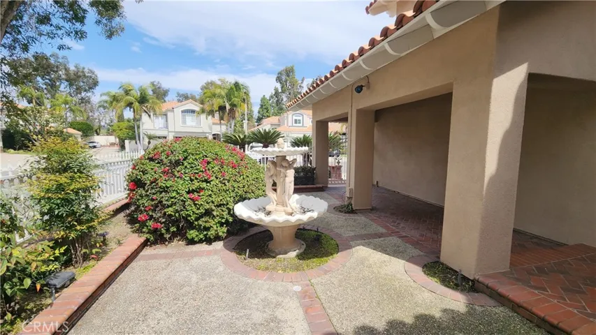 2162 Ventia, Tustin, California 92782