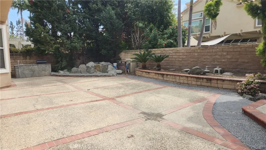 2162 Ventia, Tustin, California 92782