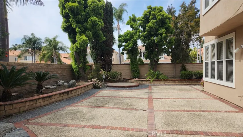 2162 Ventia, Tustin, California 92782