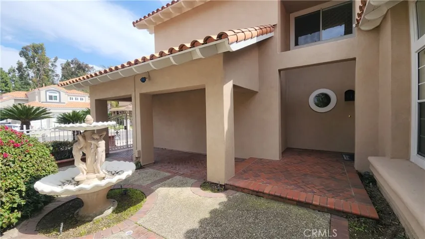 2162 Ventia, Tustin, California 92782