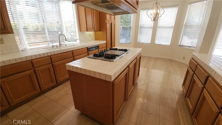 2162 Ventia, Tustin, California 92782