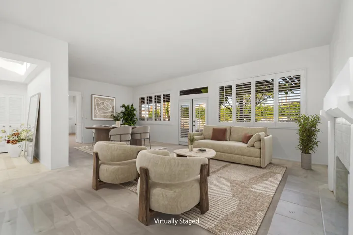 livingroom:dinningroom:entrance