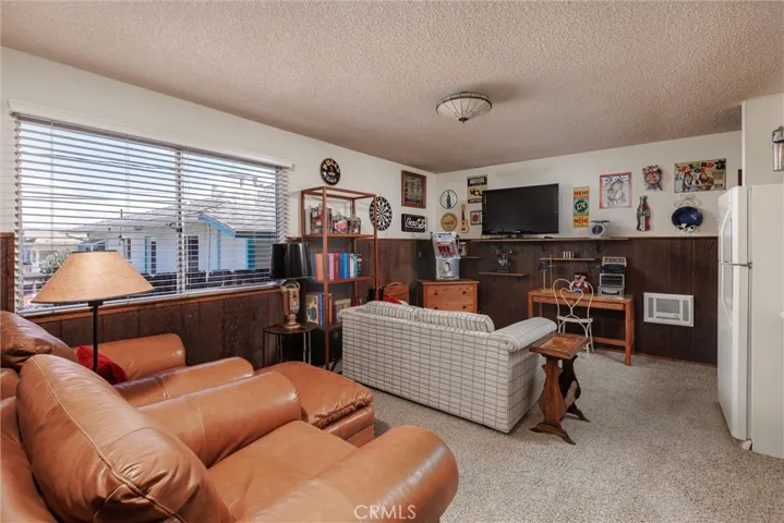 Entry level Jr ADU or family room