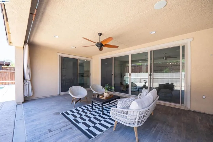 18628 Delta Ct, Lathrop, California 95330