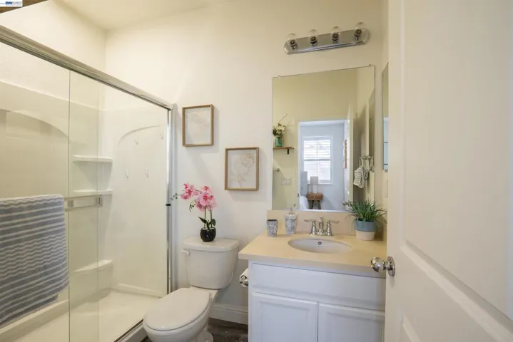 18628 Delta Ct, Lathrop, California 95330