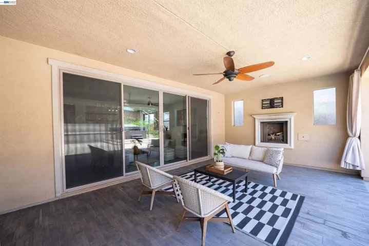 18628 Delta Ct, Lathrop, California 95330